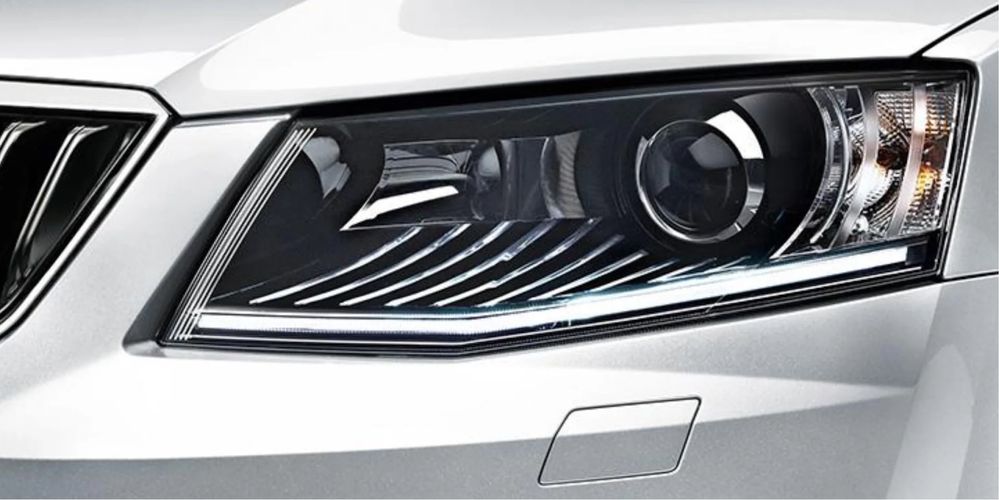 Skoda Octavia A7 Стекла Фары