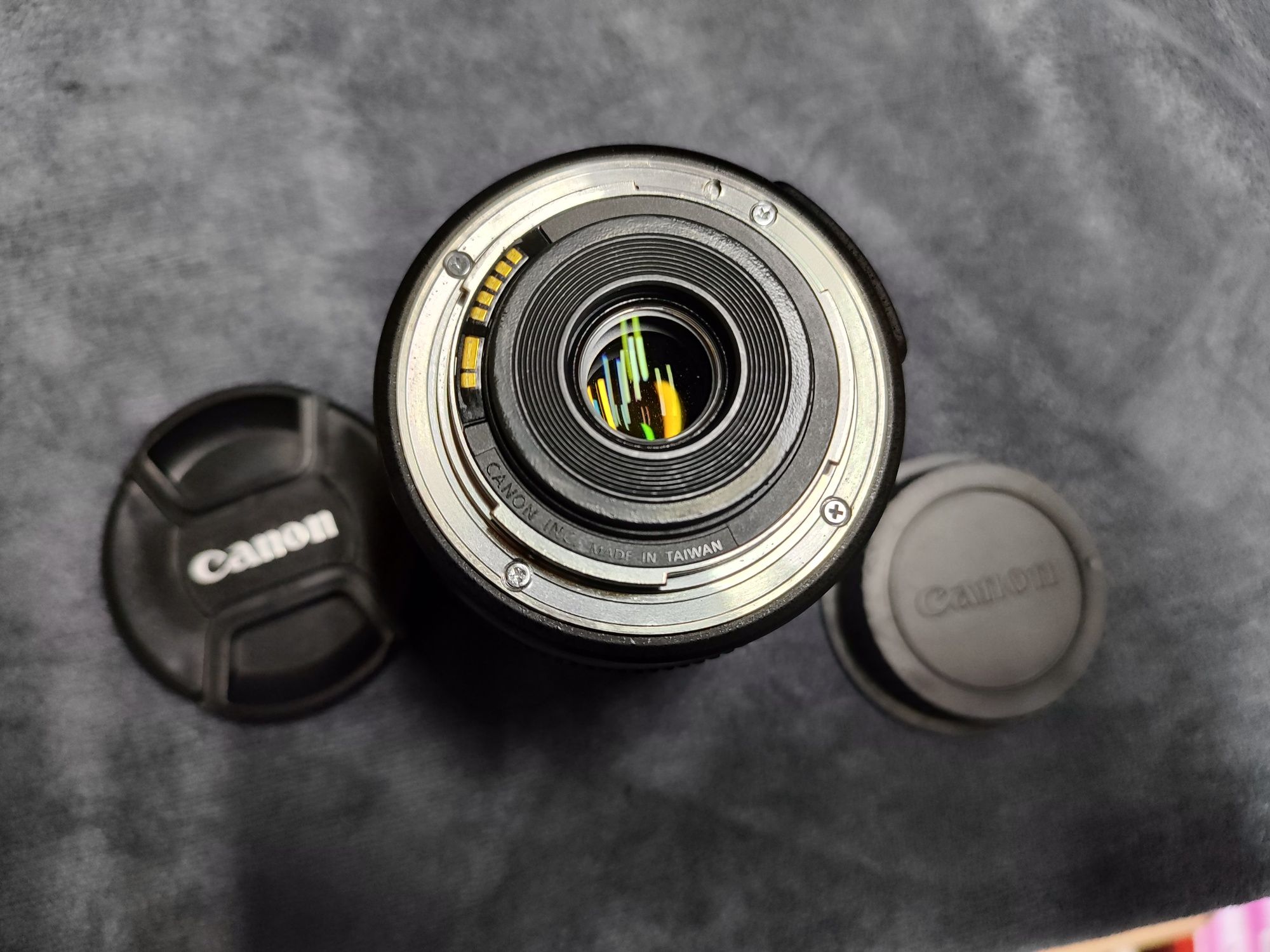 Объектив Canon EF-S 18-135mm IS STM