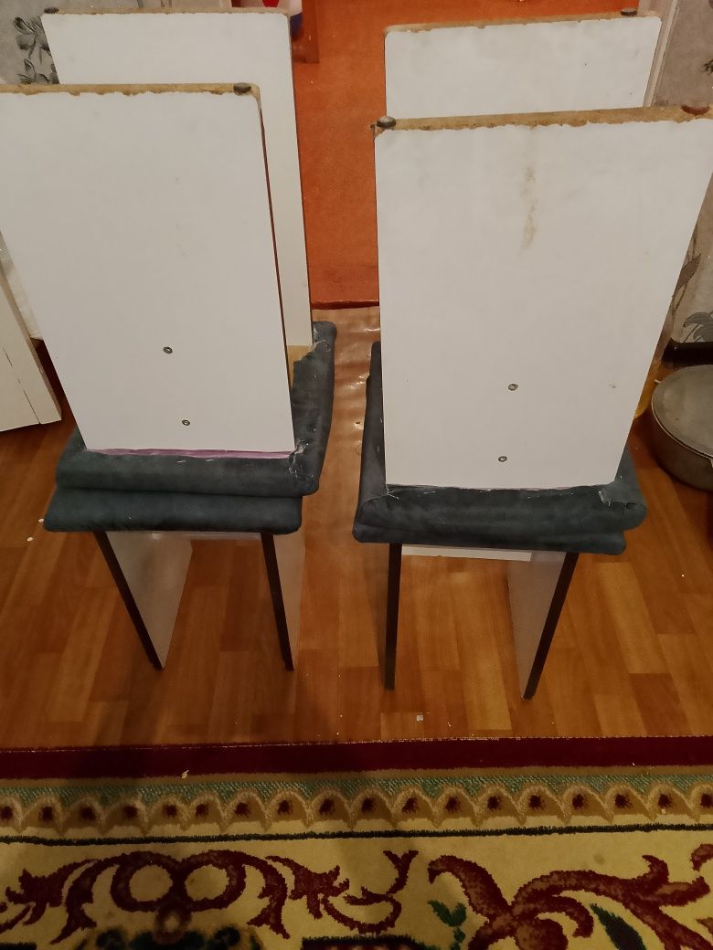 Кухонный угольок в продам