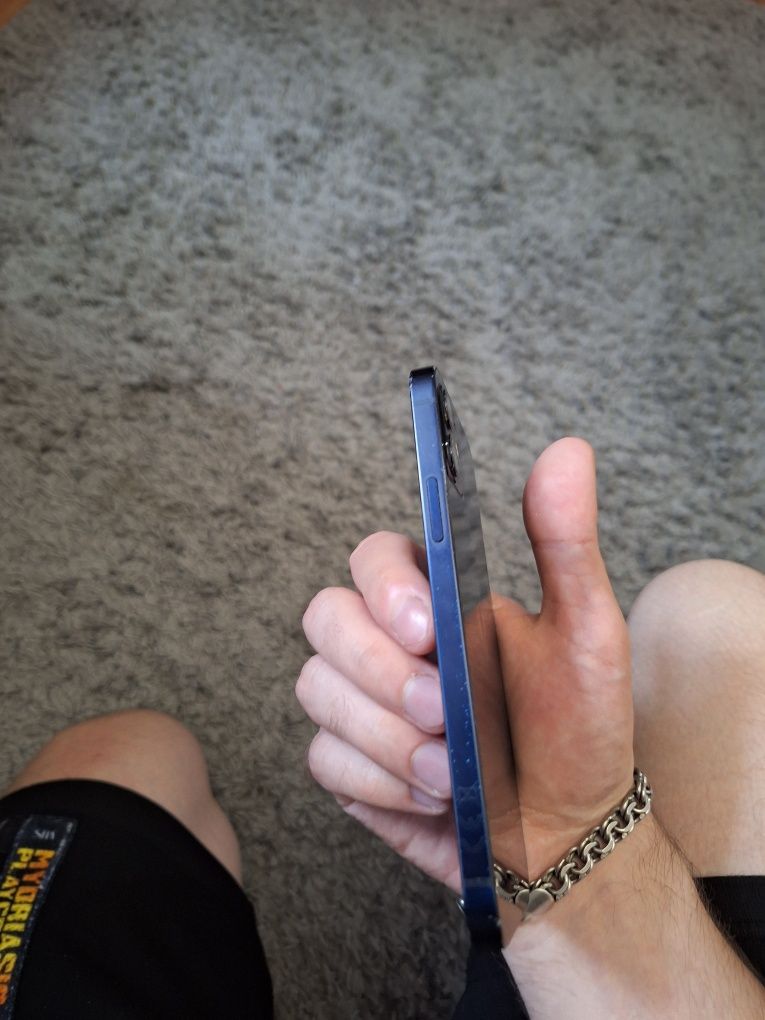 iphone 12 64gb бу