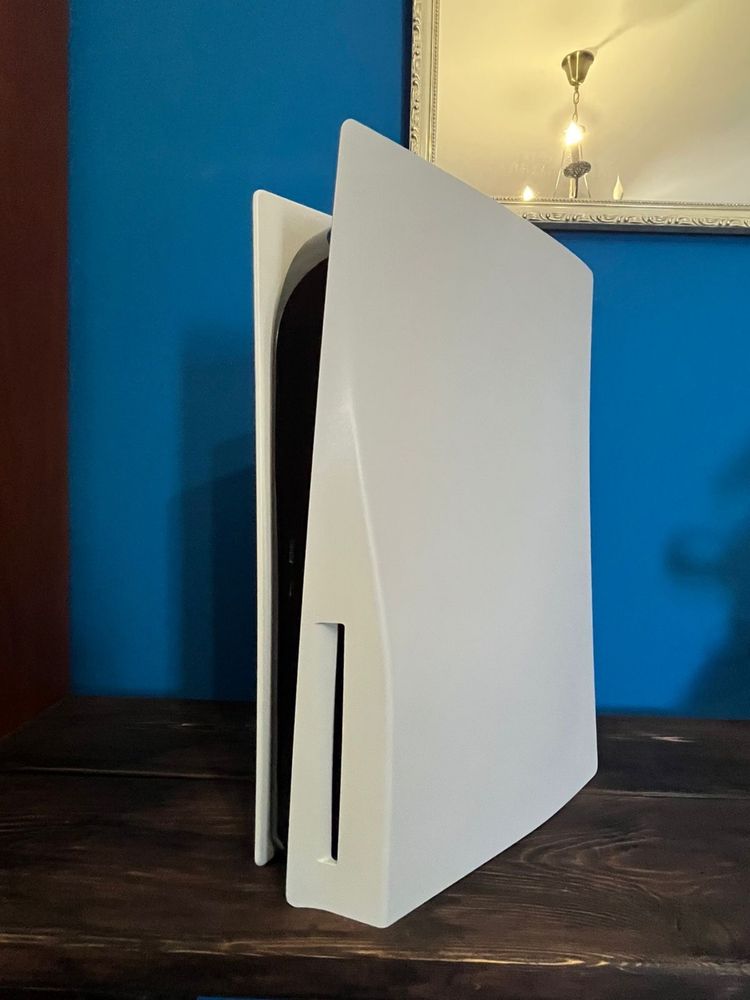 PlayStation 5 + PS5 Джойстик