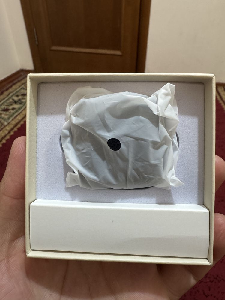 Беспроводной наушник
