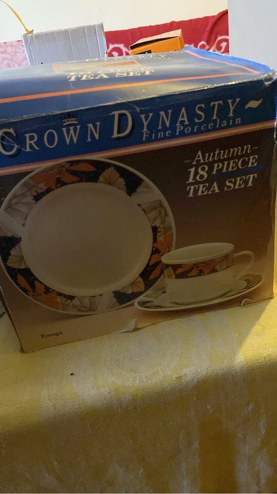 Отличный подарок Чайный сервиз АНГЛИЯ новый 18 предметов CROWN TEA SET