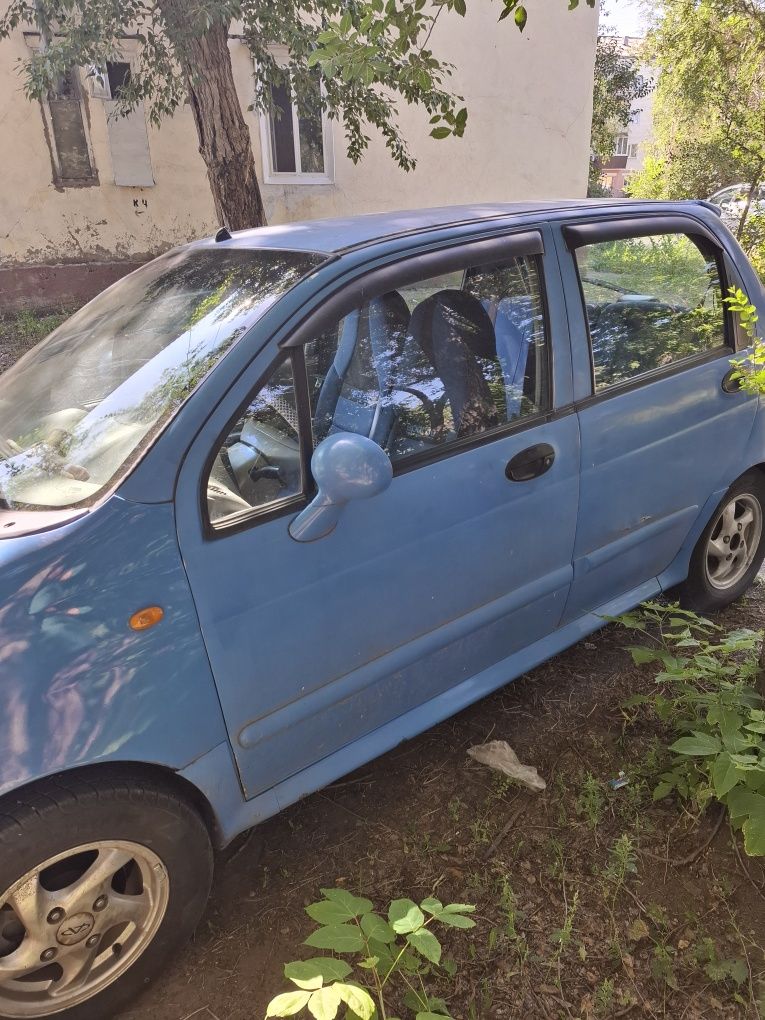 Автомобиль Черри