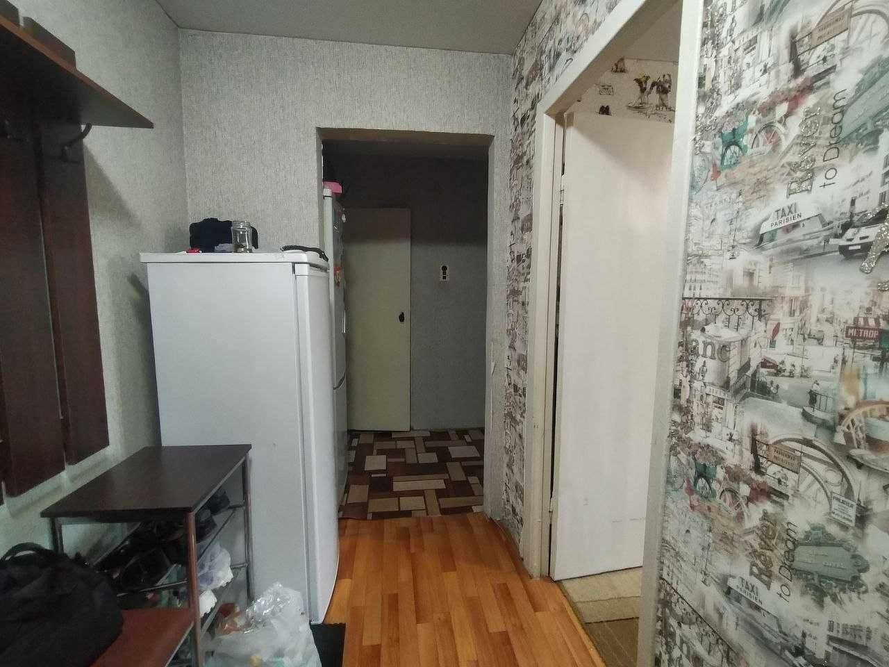 Продажа двухкомнатной квартиры в 19 м/р-не в доме 1993 г.п.