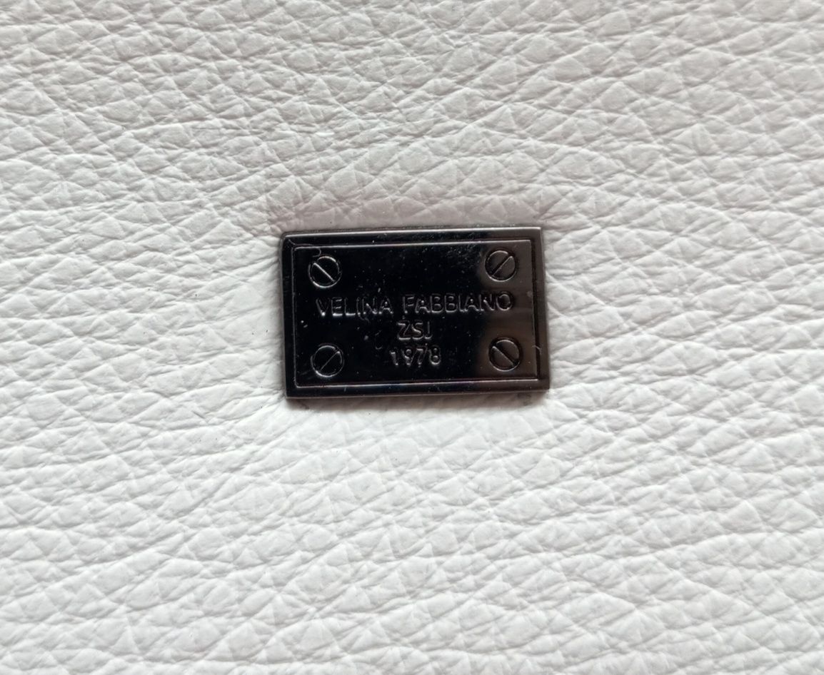 Продам женскую сумку VELINA FABBIANO,