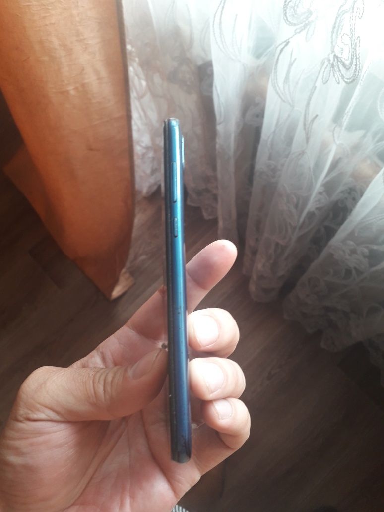 Продам Huawei 32gb Y5