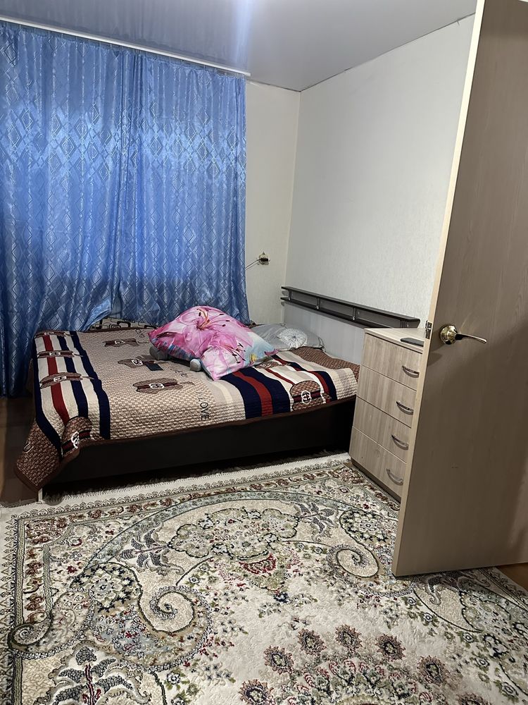 Продам 2 комнатную квартиру в центре