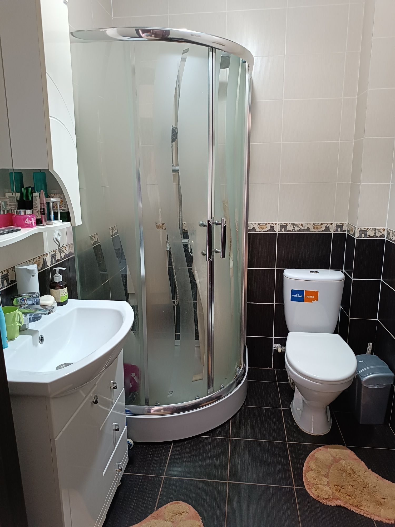 Продам дом 4 комнаты, 142кв.м и хозпостройки 122кв.м. г. Косшы