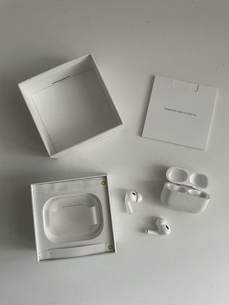 Продам наушники Air Pods Pro 2