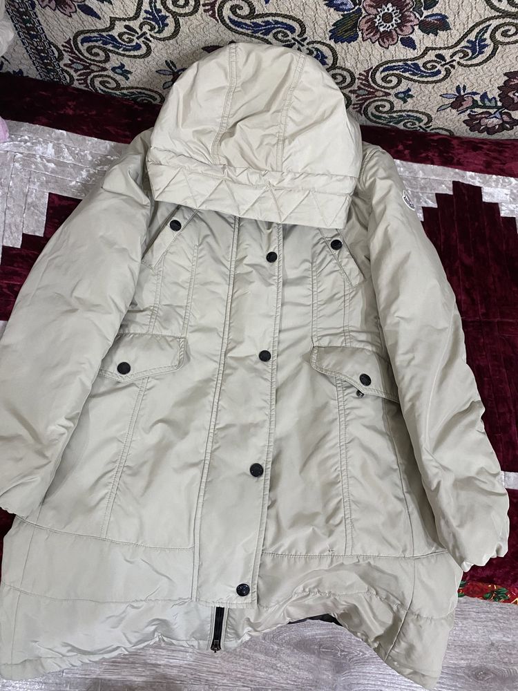 Срочно продам 2 куртку