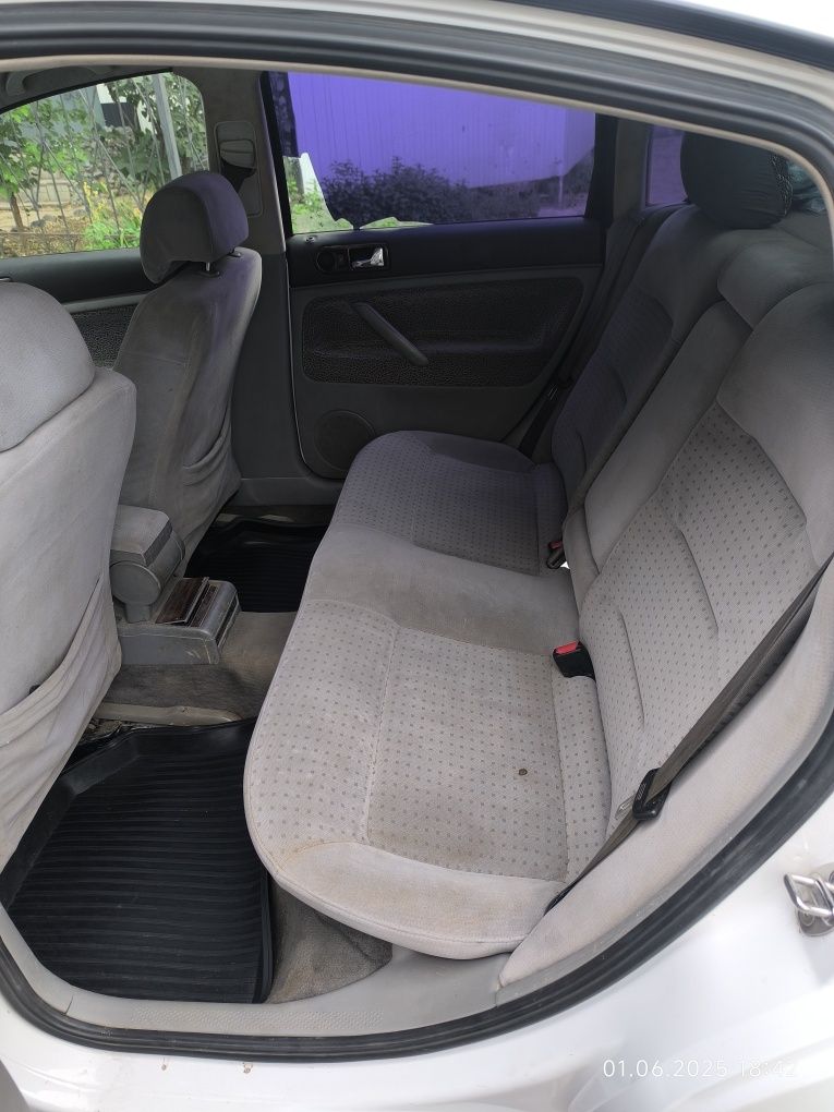 Продам машину срочно volkswagen passat B5