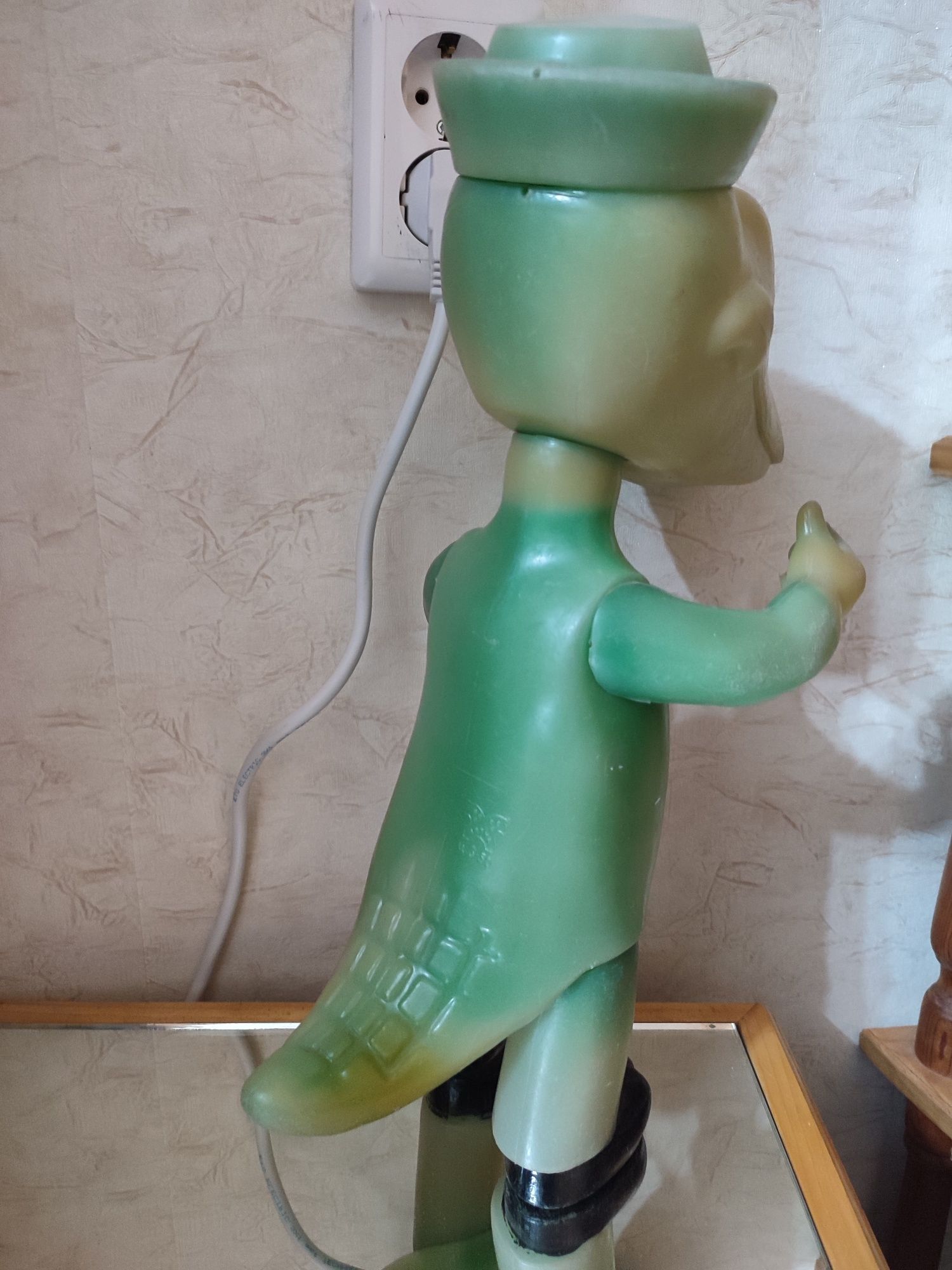 Крокодил из эпохи СССР