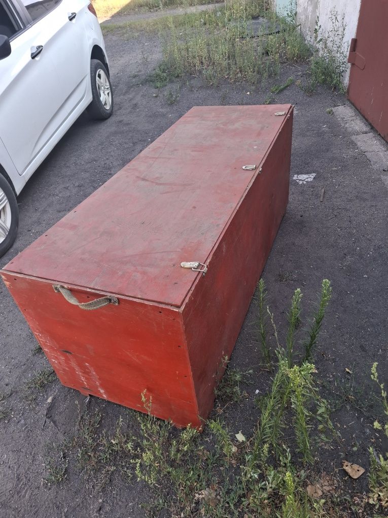 Продам деревянные ящик из фанеры.