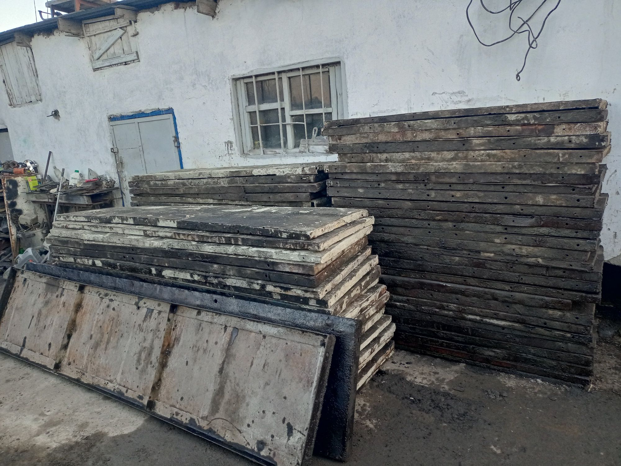 Опалубка от 100тг.1. м.п(апаловка опалка)для фундамента.бетона.