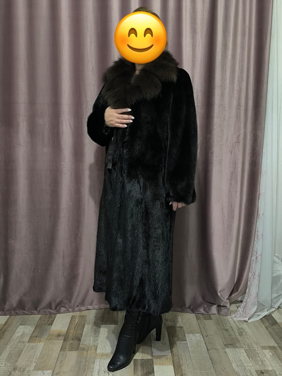 Продаю новую норковую шубу с воротом из соболя