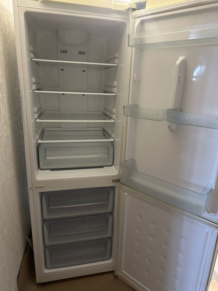 Продам холодильник б/у