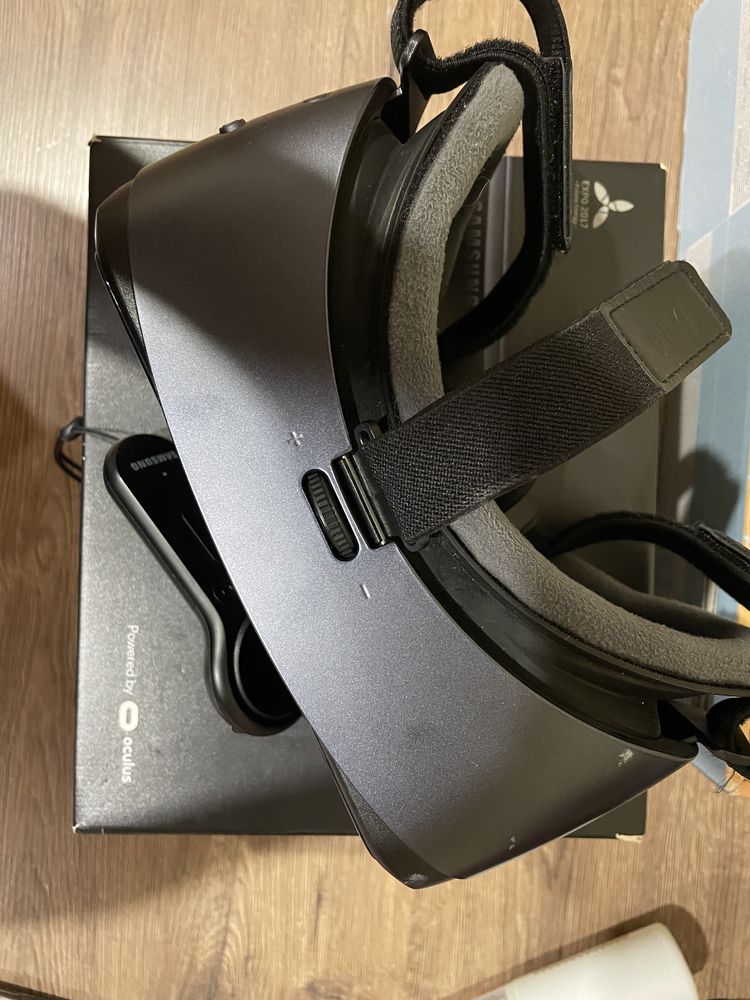 Очки виртуальной реальности,Gear VR Samsung