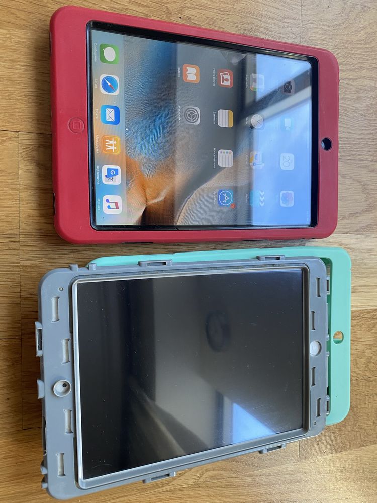 2 штуки Ipad mini, 64 гб, + чехлы противоударные