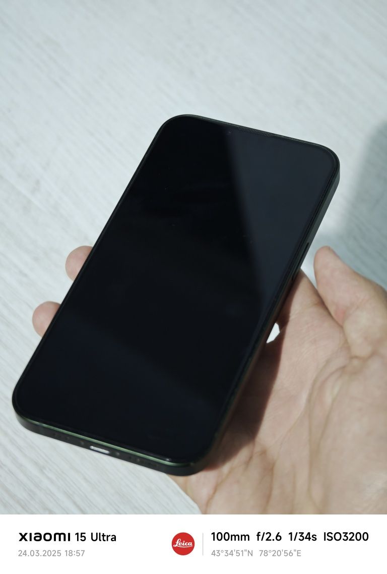iPhone 13 128 гб с гарантией, в идеальном состоянии