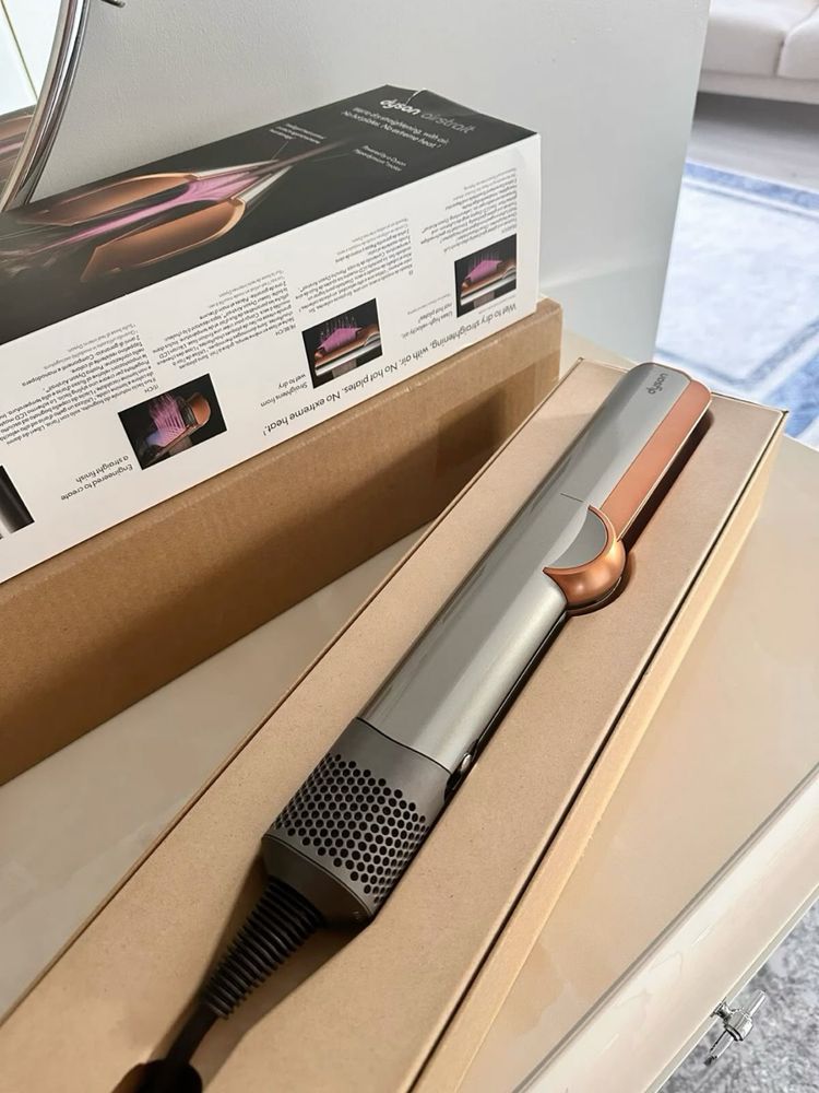 Выпрямитель Dyson Airstrait HT01