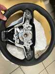Руль, ручка селектора АКПП, солнцезащитные козырьки Toyota Camry 70 GR