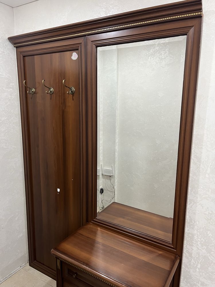 Шкаф в прихожую