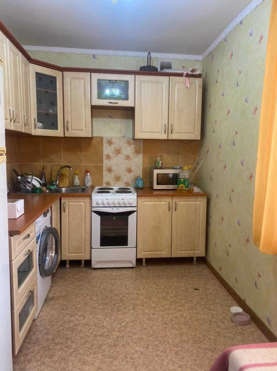 Продаётся 2-х комнатная квартира по адресу:  
ул. Энтузиастов 9