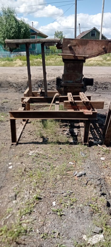 Продам дробилку для зерна