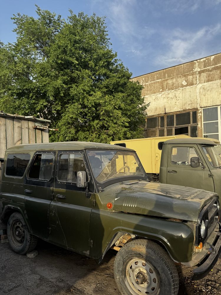 Уаз хантер 3151. заводской гур. 421 сотка. Не на ходу