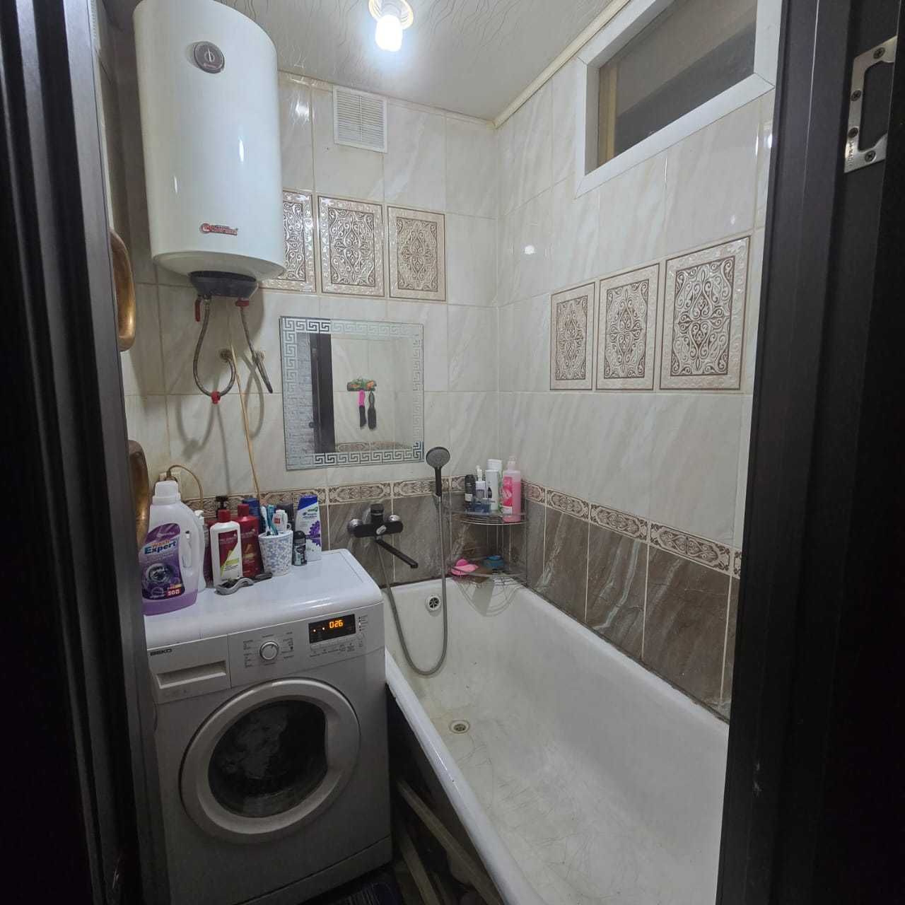 Продается трехкомнатная квартира в п. Белоусовка