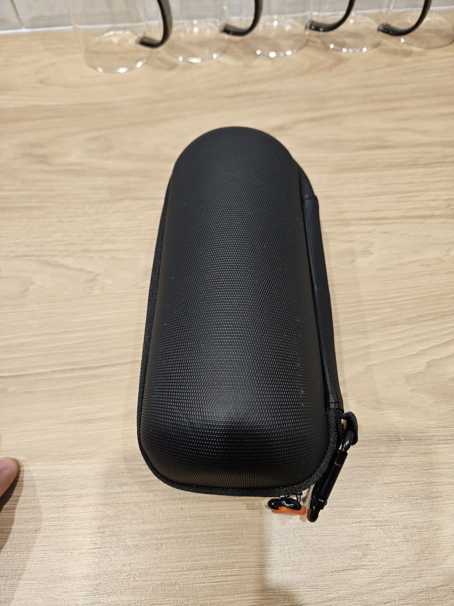Продам чехол для jbl flip