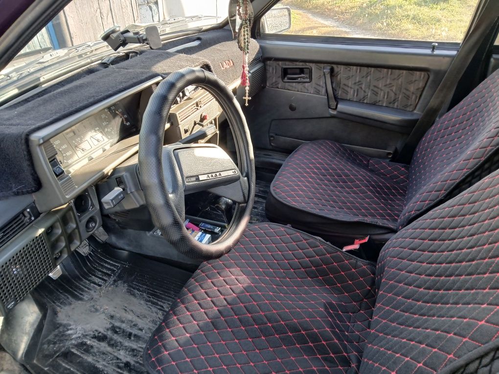 Продам машину Ваз 21099
