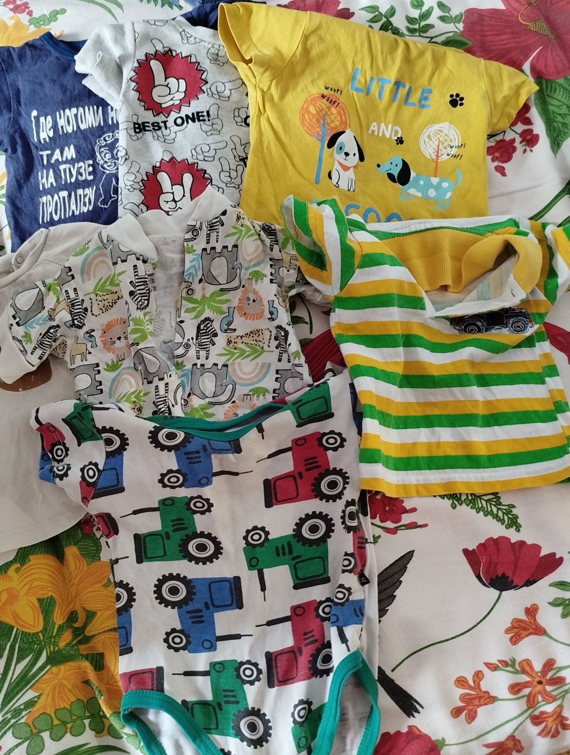 Продам пакет вещей на мальчика