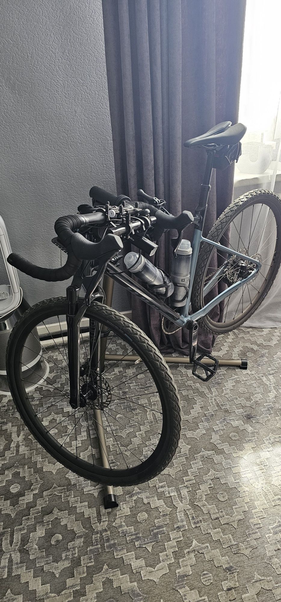 Гравийник Giant revolt x 2023 L