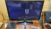 Телевизор  LG 42д.