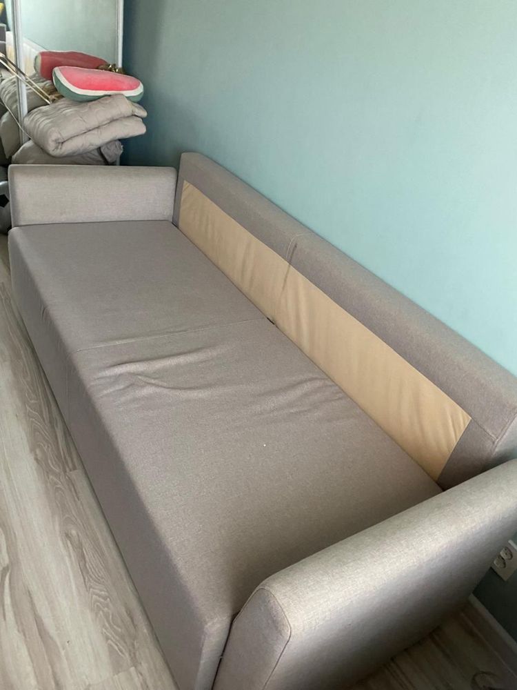 Продам диван IKEA.