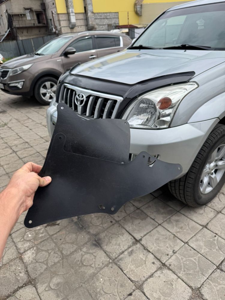 Линзы противотуманки птф в бампер Тойота Rav4 xa30
