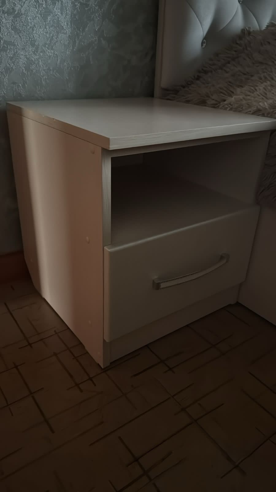 Продам спальный гарнитур