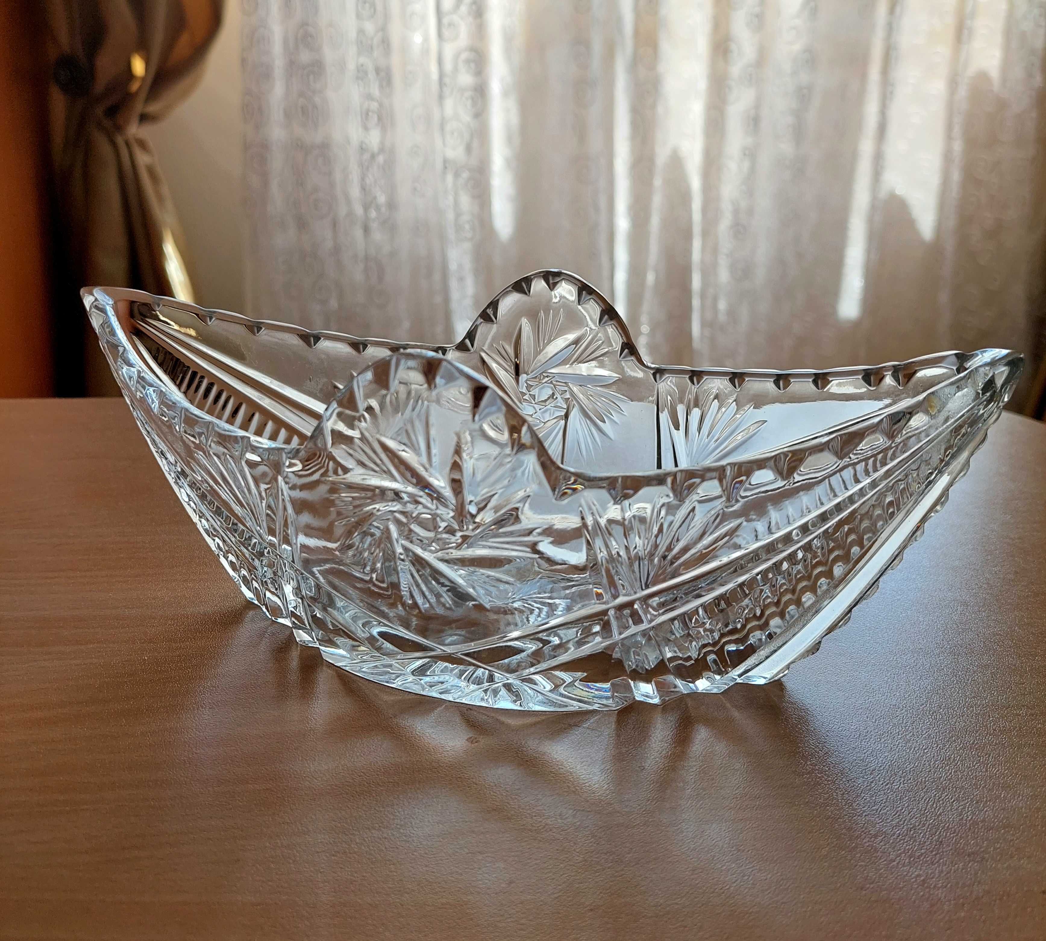 Хрустальный салатник Ладья,  винтаж