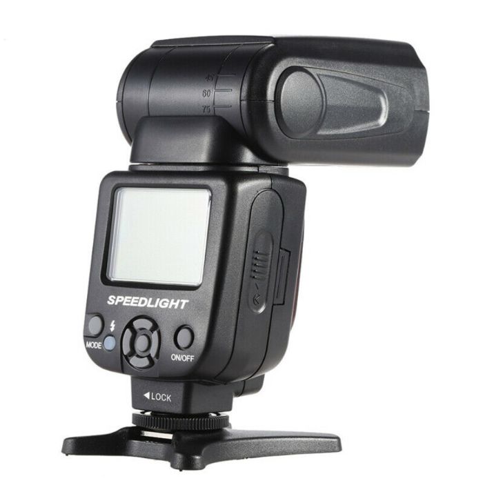Фотовспышка компания Triopo TR-950