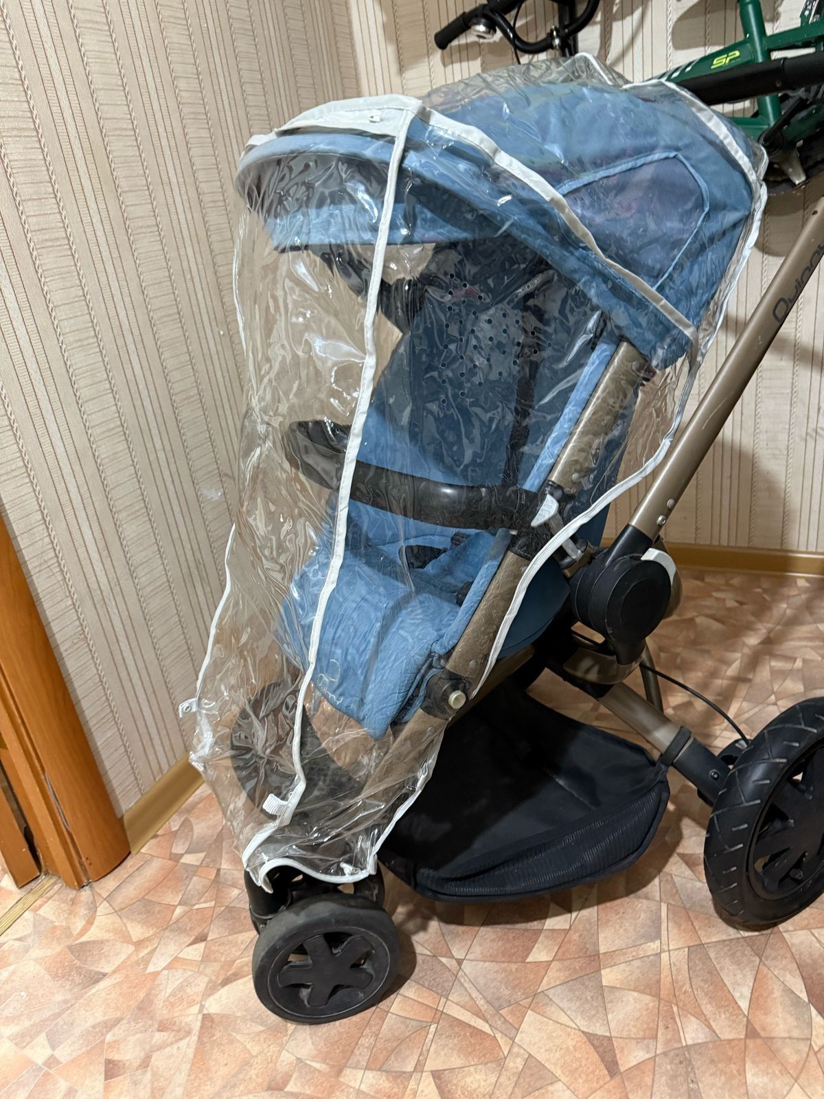 Продам качественную коляску