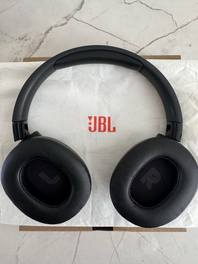 JBL tune 720BT черный