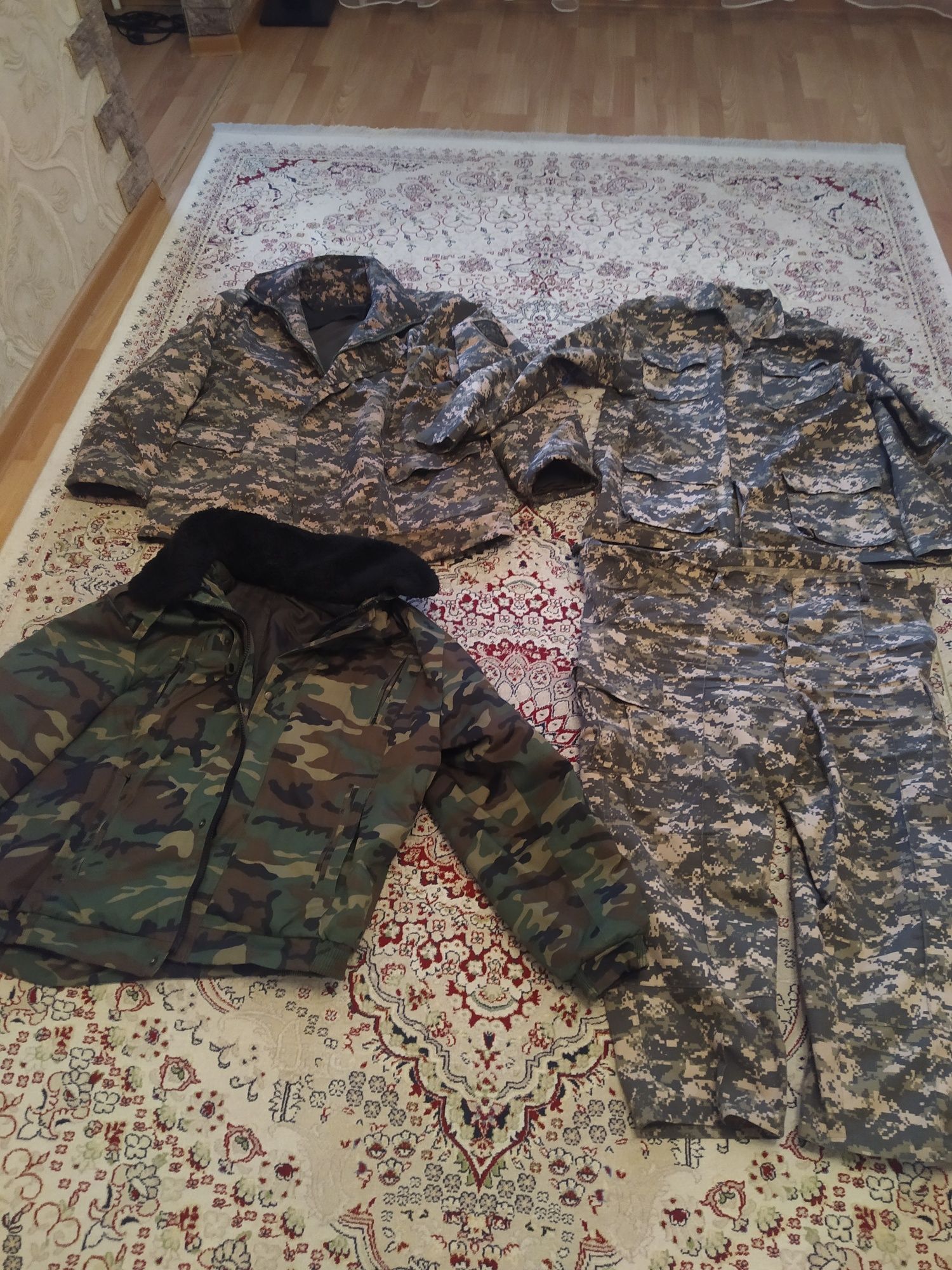 Продам камуфляжную форму новую -15000.