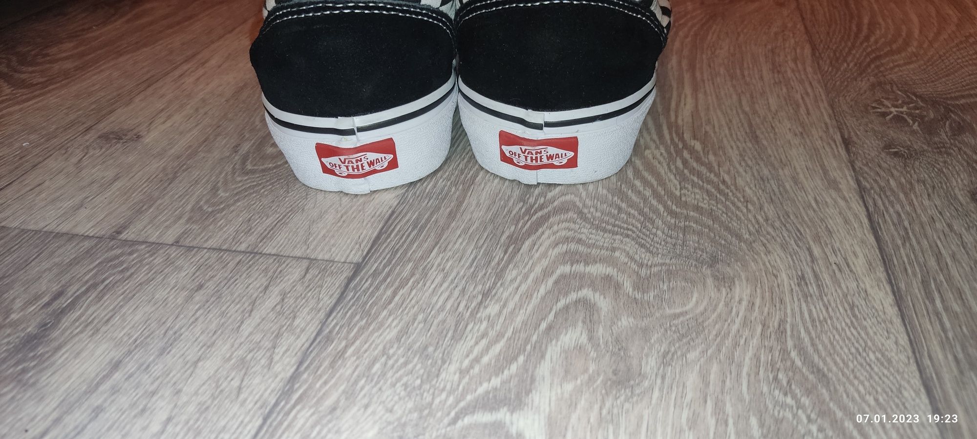 Продам вансы кеды
