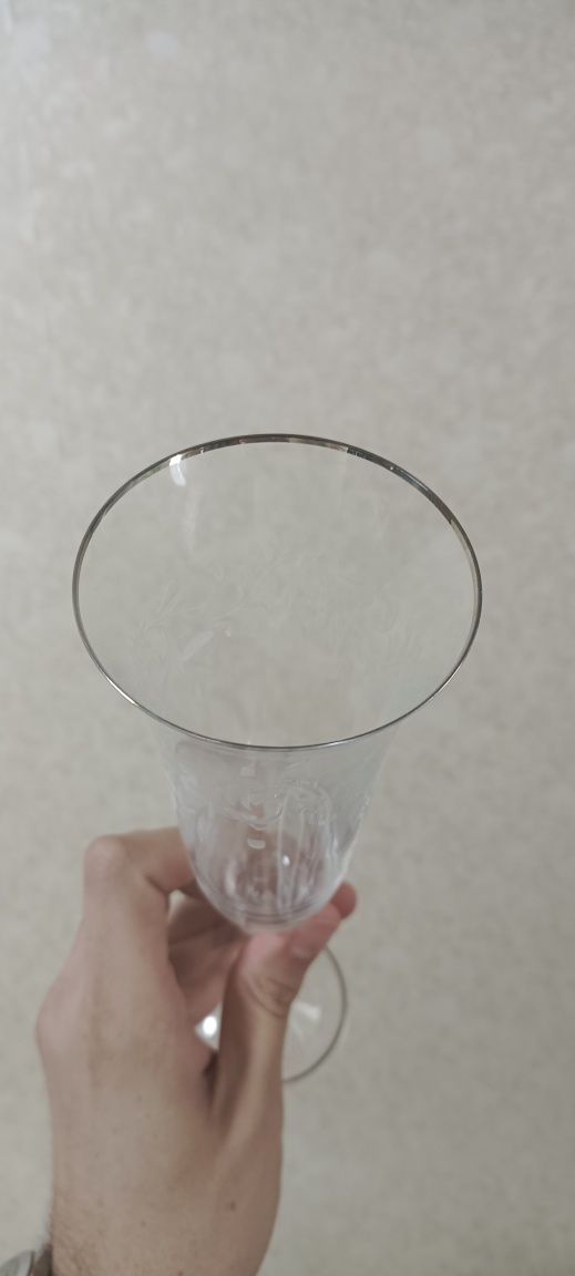 Бокалы для шампанского