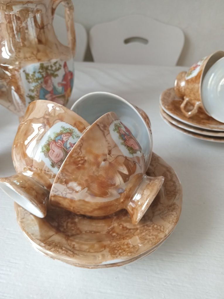 Продам кофейный сервиз "Модонна"