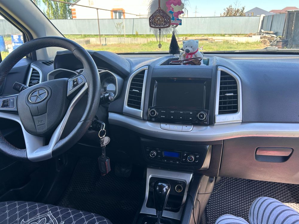 Продам автомобиль jac