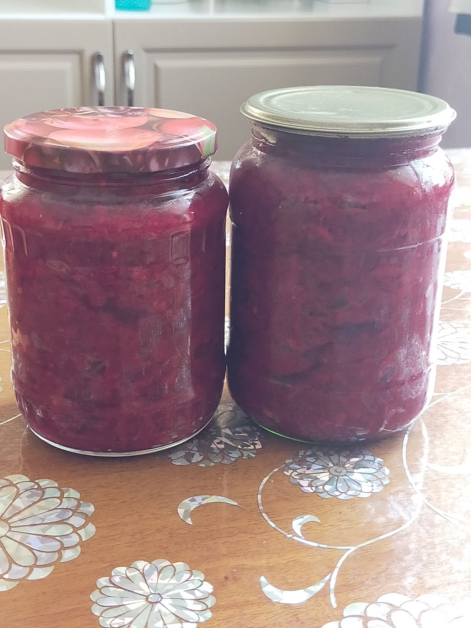 Продам домашние салаты