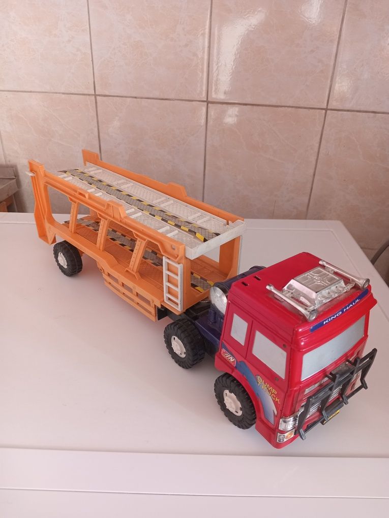 Продам детскую  игрушку автовоз